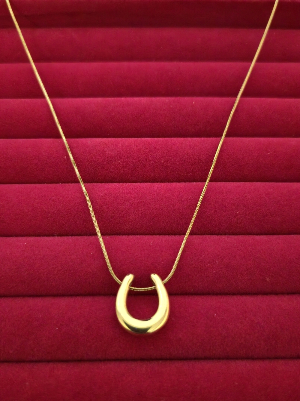 Gold Horseshoe Pendant Necklace‎ - 18K GP Jewelry - Dainty Minimalist Trendy B06